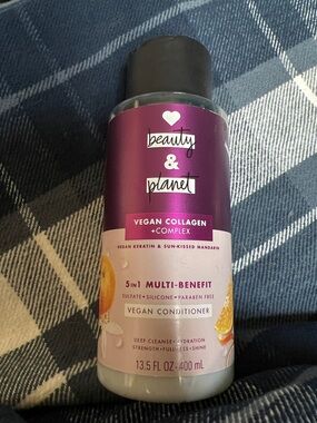 Beauty & Planet Vegan Collagen + Complex Conditioner - Purple